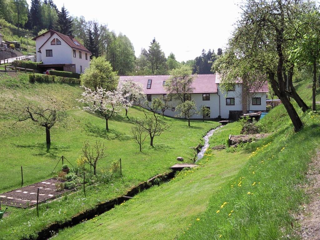 Quaint Farmhouse In Langenbach Near The Lake Villa Exterior foto